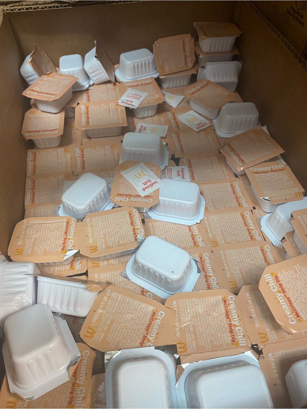 McDonald’s Creamy Chili Dipping Sauce (Lot Of 50)